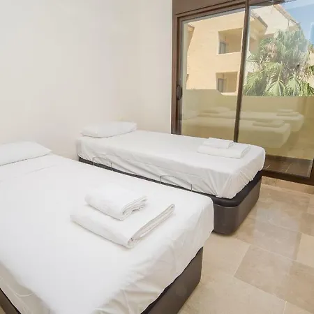 Duquesa Village 10.38.21 Apartment